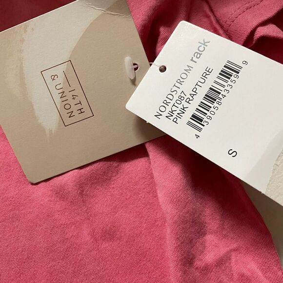 14th and union pink shirt with ruffled sleeves - Picture 5 of 8